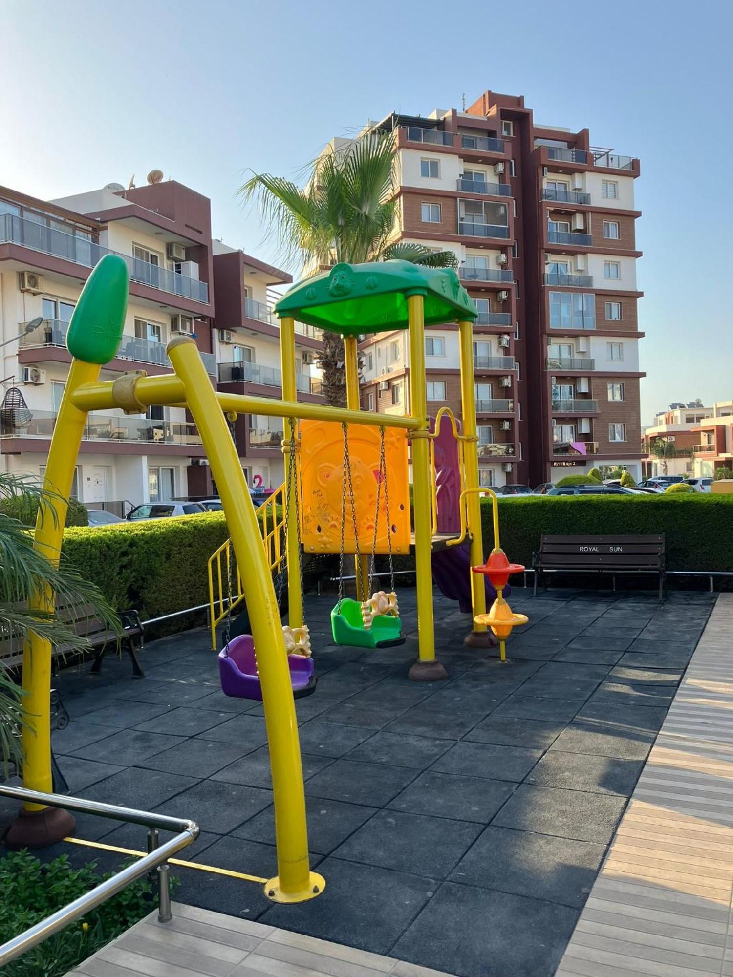Royal Sun Royal Fun, Next To Grand Sapphire Otel Trikomo Dış mekan fotoğraf